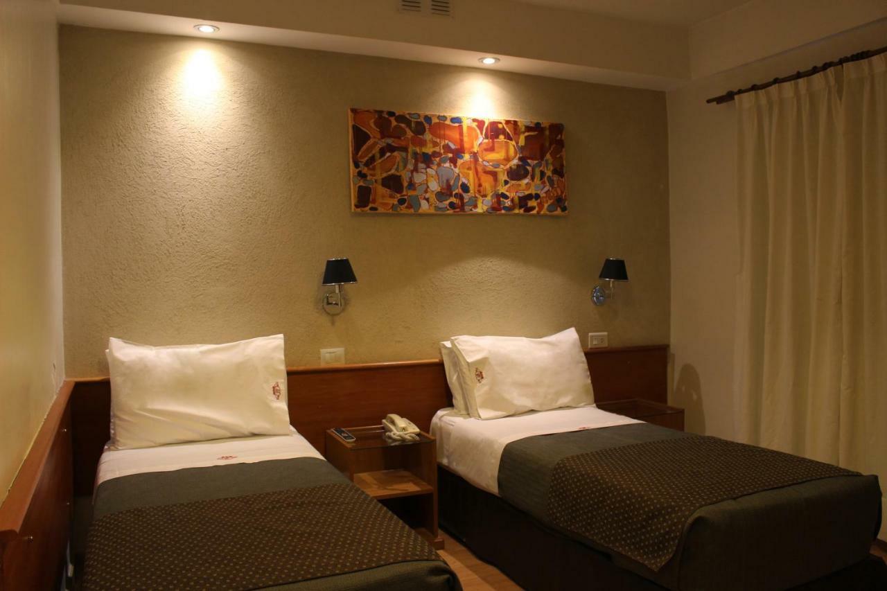 Hotel Viena Кордоба Екстериор снимка